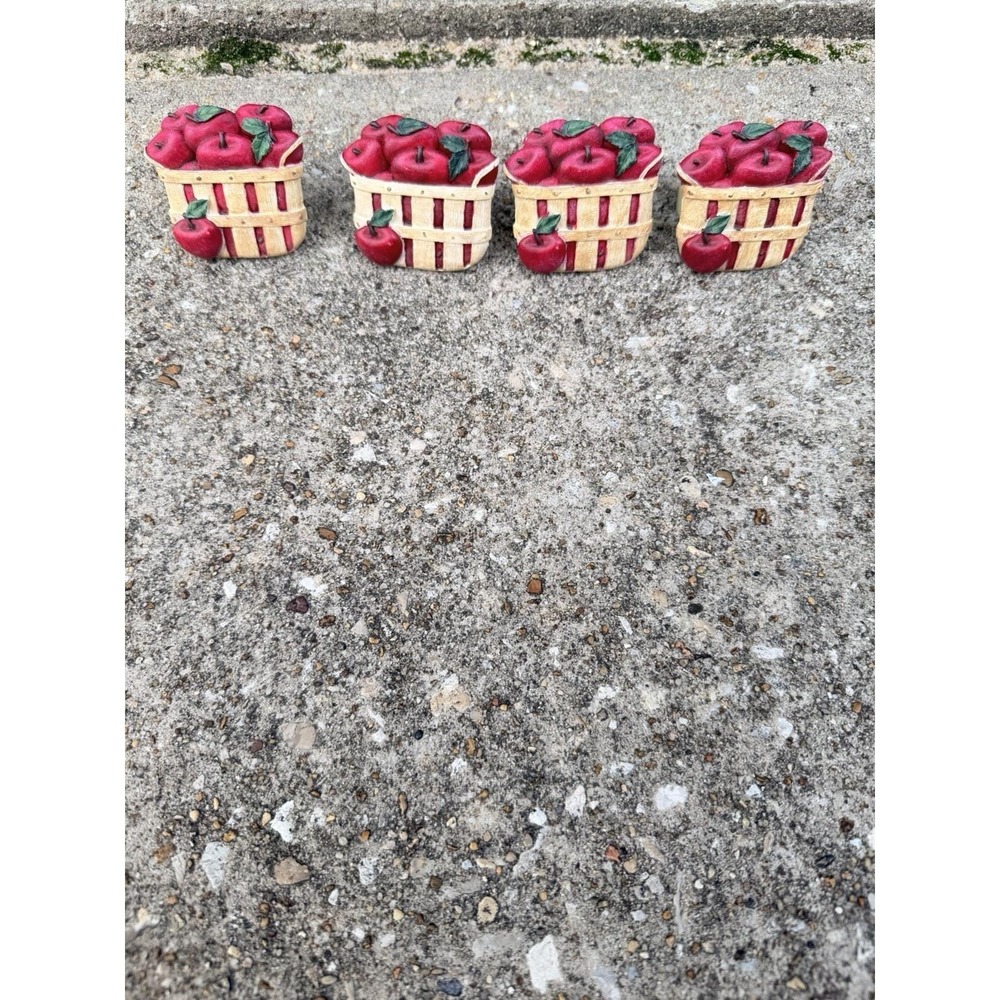 Basket of Apples Napkin Rings Set of‎ 4 Vintage Hand Painted